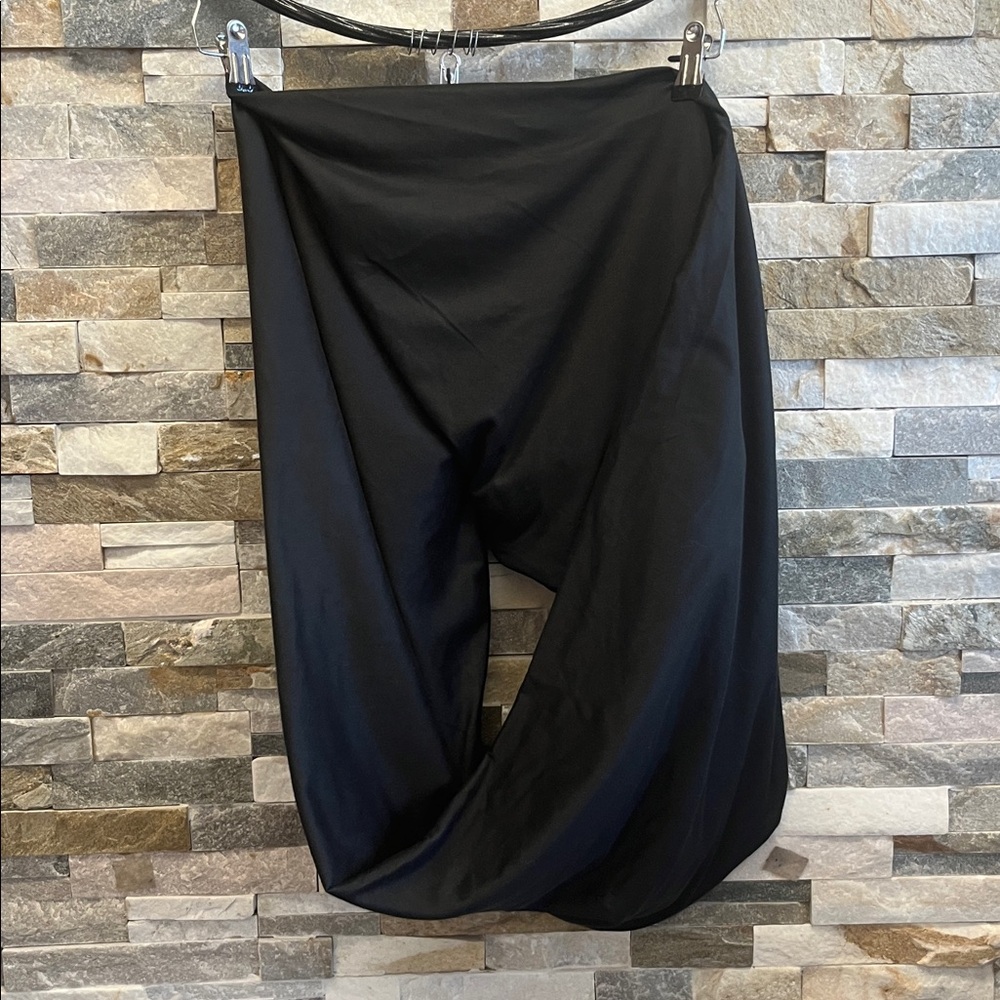Beyond Yoga Black Maxi Skirt - Streamlined Fit